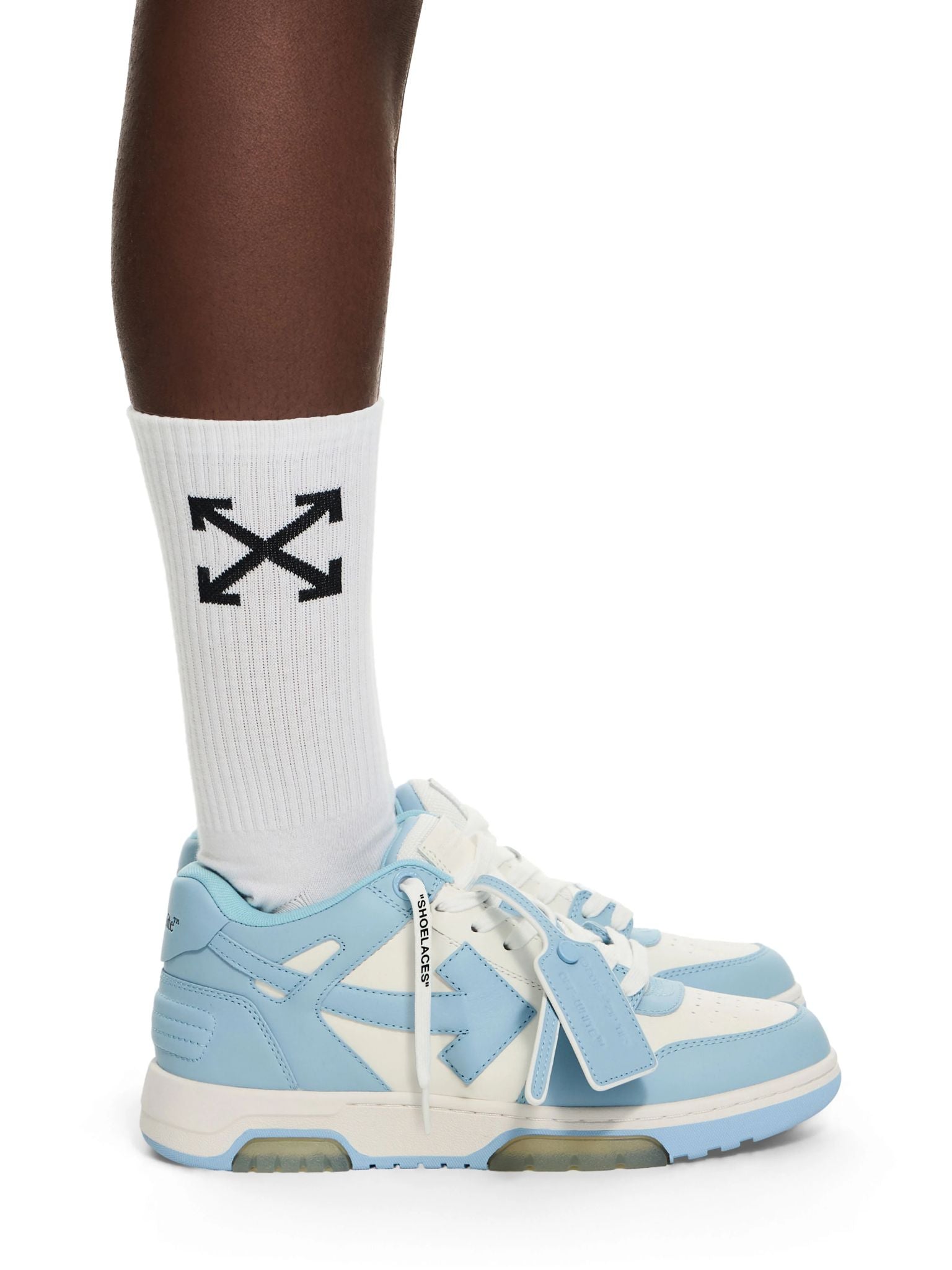 OFF WHITE